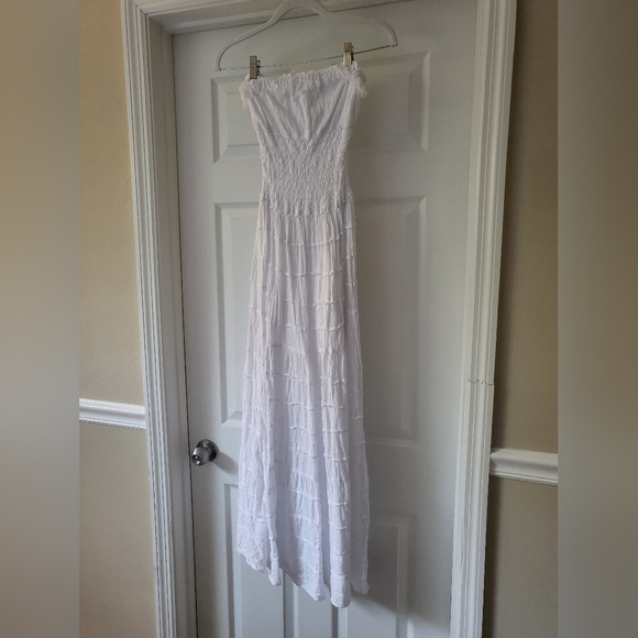 Cotton Natural White Maxi Dress - Picture 3 of 5